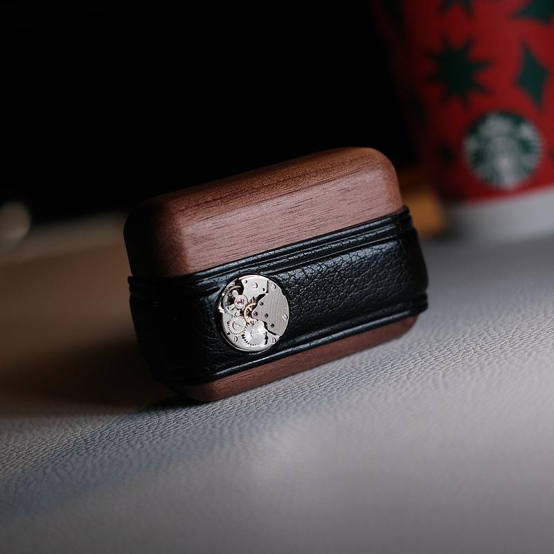 Handmade Green Leather Cherrywood AirPods Pro Case Custom Green Leather AirPods Pro Case Airpod Case Cover - iwalletsmen